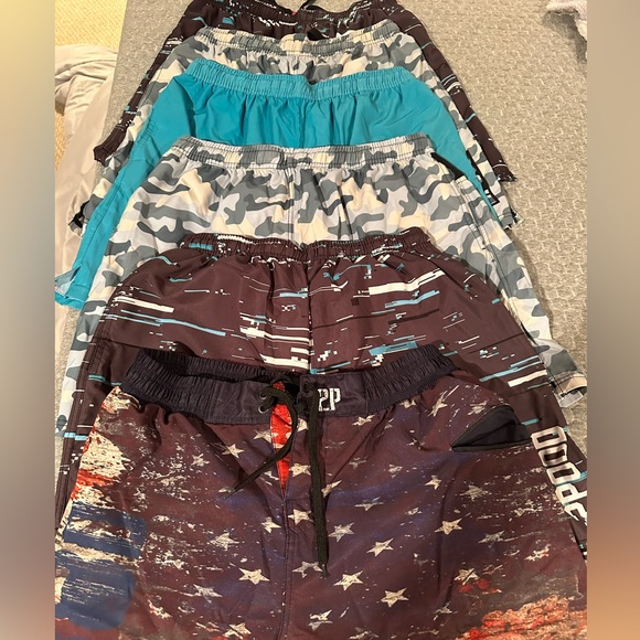Other - 2Pood Shorts XXL
